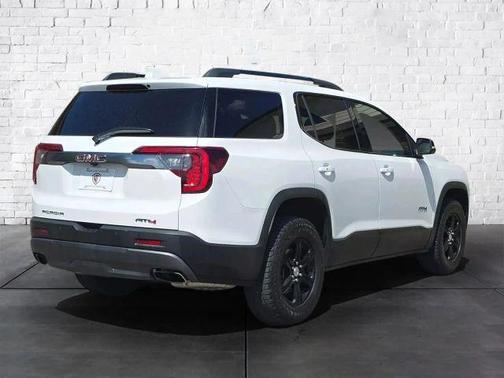 2021 GMC Acadia AT4