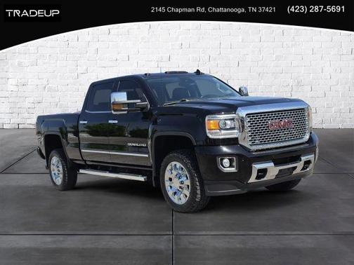 Black 2016 GMC Sierra 2500 Denali