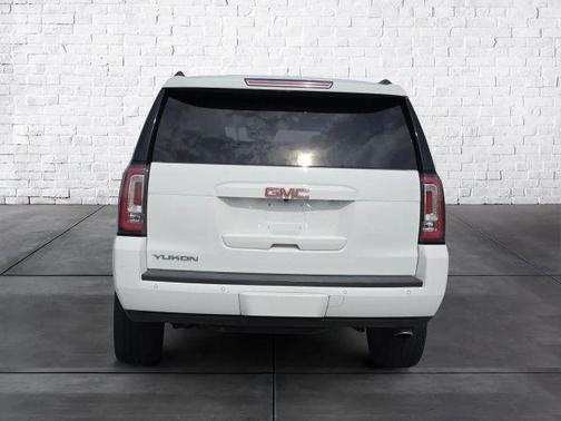 White 2019 GMC Yukon SLT