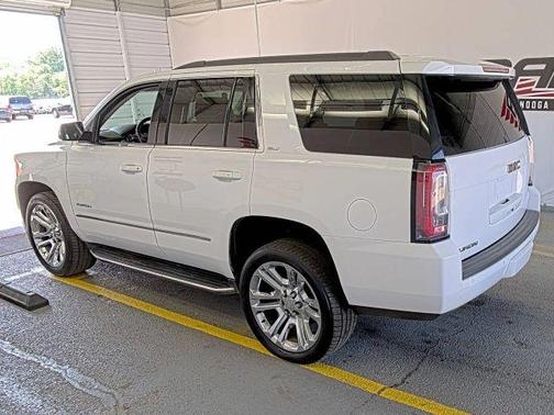 White 2019 GMC Yukon SLT