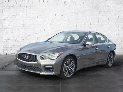 2015 INFINITI Q50 Sport