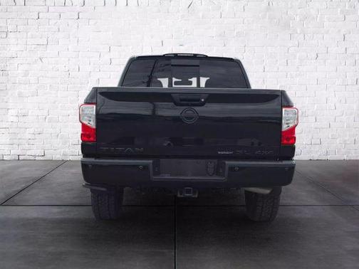 2019 Nissan Titan SL