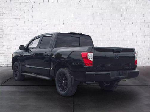 2019 Nissan Titan SL