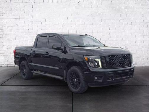 2019 Nissan Titan SL