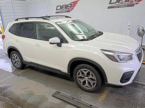 Crystal White Pearl 2021 Subaru Forester Premium