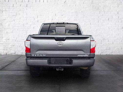 2019 Nissan Titan PRO-4X