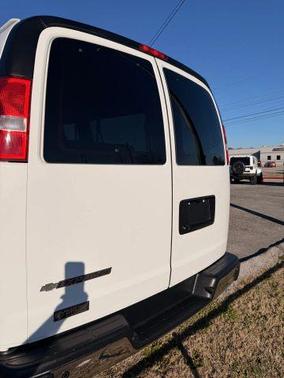 2021 Chevrolet Express 3500 LT
