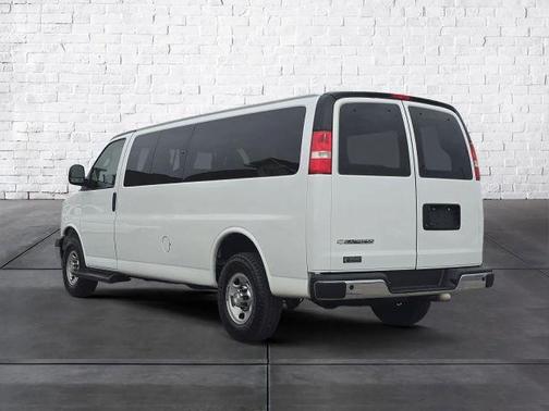 2021 Chevrolet Express 3500 LT