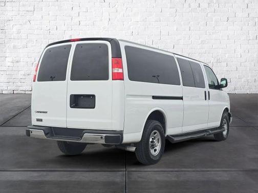 2021 Chevrolet Express 3500 LT