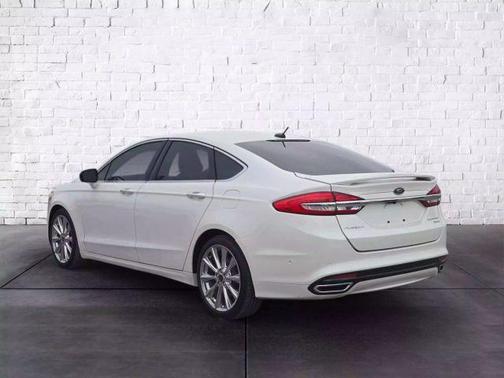 2017 Ford Fusion Platinum