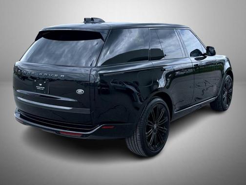 Santorini Black 2023 Land Rover Range Rover P530 SE