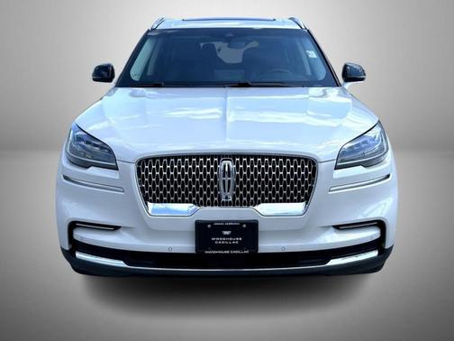 Pearl Metallic 2024 Lincoln Aviator Reserve AWD
