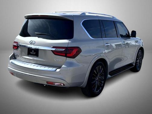 2022 INFINITI QX80 SENSORY