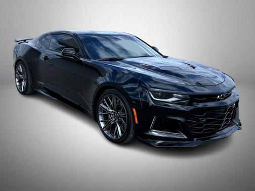 Black 2022 Chevrolet Camaro ZL1