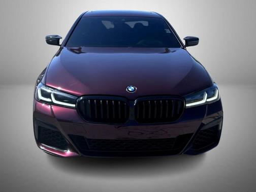 Individual Aventurin Red Metallic 2021 BMW M550 i xDrive