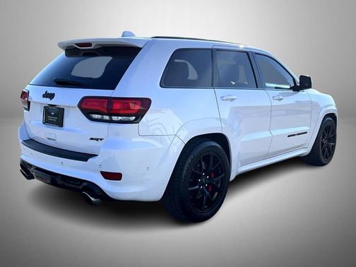 2021 Jeep Grand Cherokee SRT