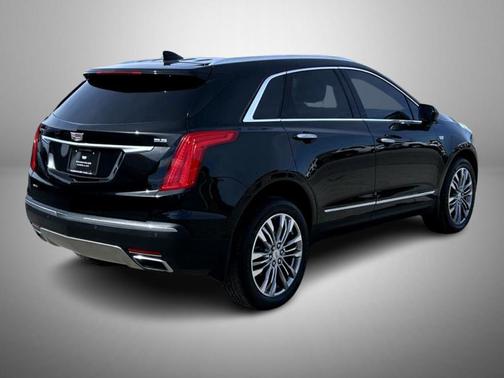 2018 Cadillac XT5 Platinum