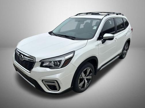 Crystal White Pearl 2020 Subaru Forester Touring