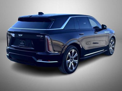 2025 Cadillac Escalade IQ Luxury 2