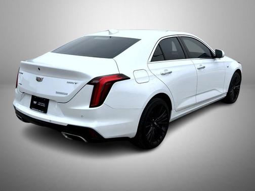 2022 Cadillac CT4 Premium Luxury