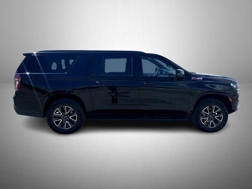 Black 2022 Chevrolet Suburban Z71