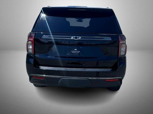 Black 2022 Chevrolet Suburban Z71