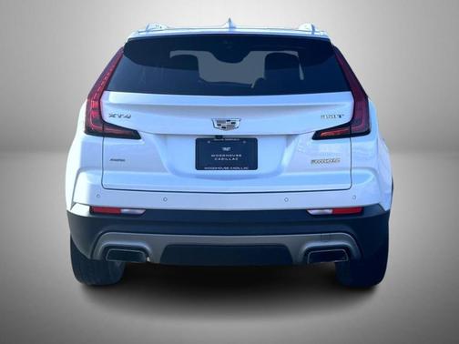 2022 Cadillac XT4 Premium Luxury