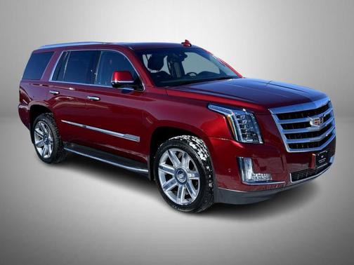 2017 Cadillac Escalade Luxury
