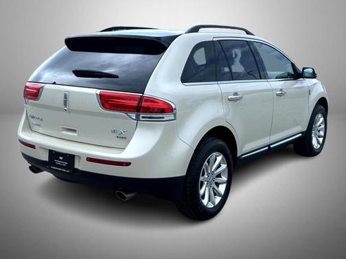 Platinum 2015 Lincoln MKX Base