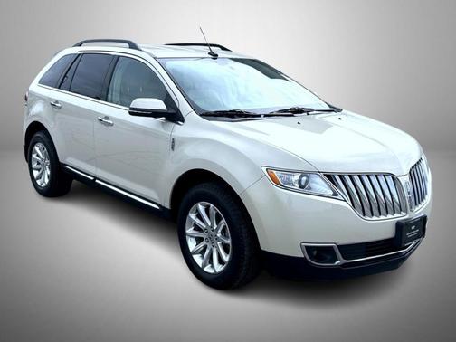 Platinum 2015 Lincoln MKX Base
