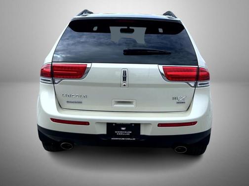 Platinum 2015 Lincoln MKX Base
