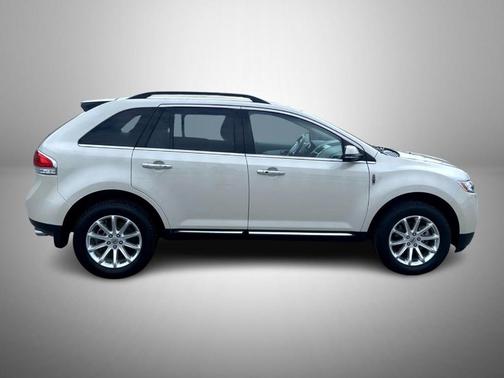 Platinum 2015 Lincoln MKX Base