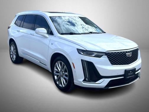 Crystal White Tri-Coat 2021 Cadillac XT6 Premium Luxury FWD