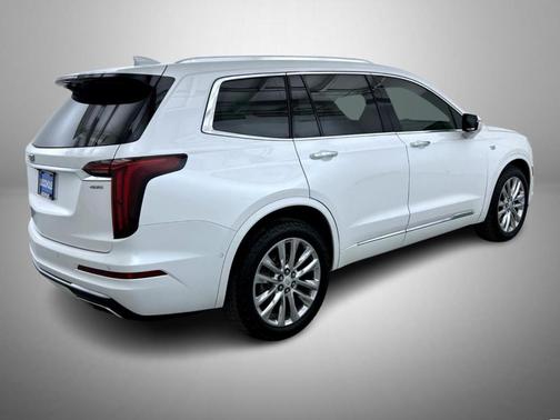 Crystal White Tri-Coat 2021 Cadillac XT6 Premium Luxury FWD