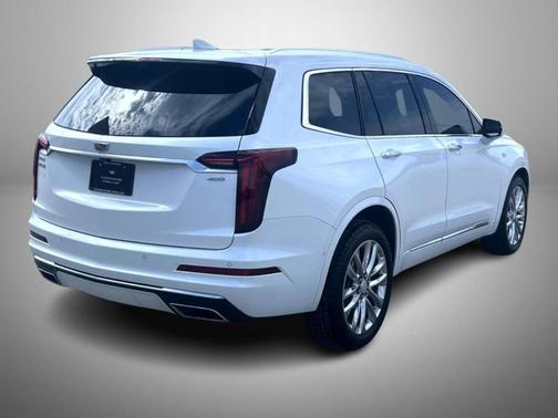 Crystal White Tri-Coat 2021 Cadillac XT6 Premium Luxury FWD