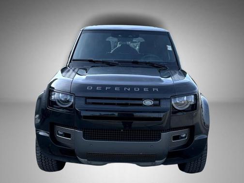 2023 Land Rover Defender 110 V8