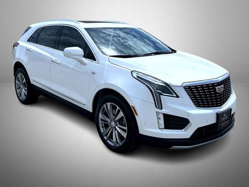 Crystal White Tri-Coat 2023 Cadillac XT5 Premium Luxury