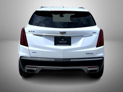 Crystal White Tri-Coat 2023 Cadillac XT5 Premium Luxury