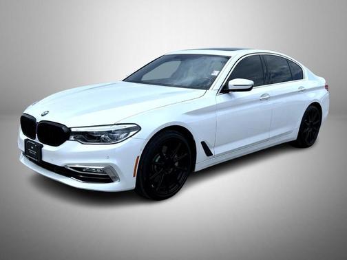 White Metallic 2017 BMW 540 i xDrive