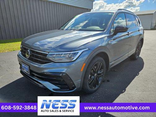 2022 Volkswagen Tiguan 2.0T SE R-Line Black