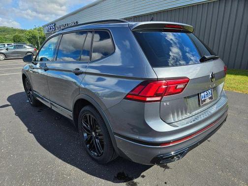 2022 Volkswagen Tiguan 2.0T SE R-Line Black