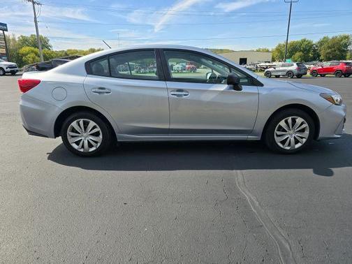 2019 Subaru Impreza 2.0i