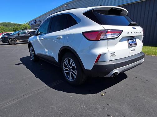 Star White Metallic Tri-Coat 2020 Ford Escape SEL