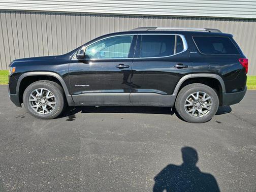 2022 GMC Acadia AWD SLE