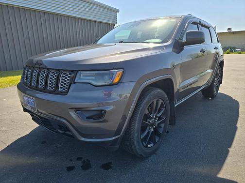 GREY 2020 Jeep Grand Cherokee Altitude