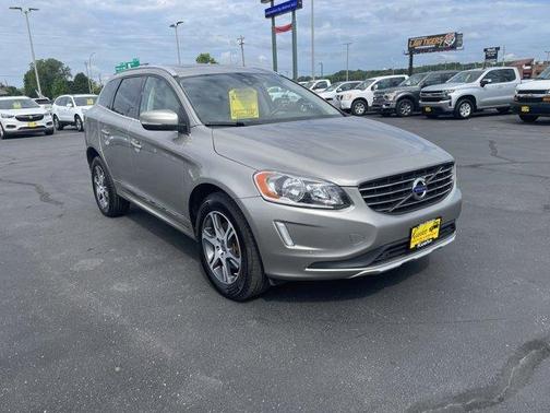 Seashell Metallic 2015 Volvo XC60 T6 Platinum