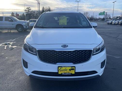 2017 Kia Sedona LX