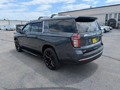 2021 Chevrolet Suburban LT