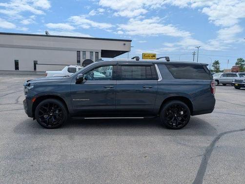 2021 Chevrolet Suburban LT