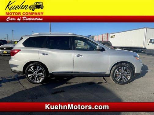 2018 Nissan Pathfinder Platinum